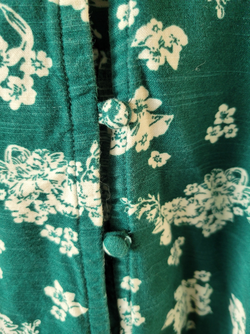 Floral Ruffled Button-Front Blouse - Picture 5 of 8